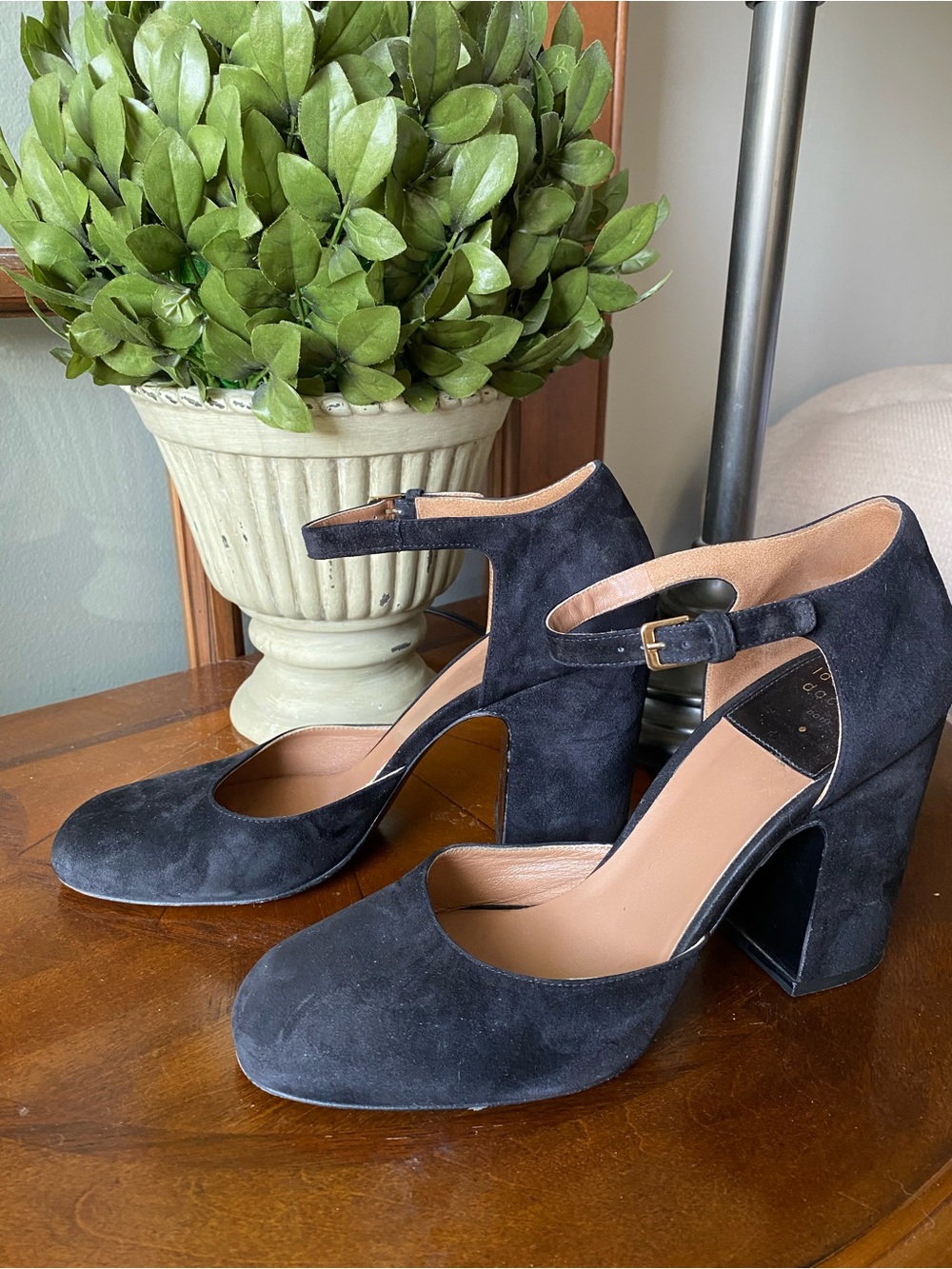 Laurence Dacade Black Suede Mary Jane Block Heel Pumps 39 1/2.